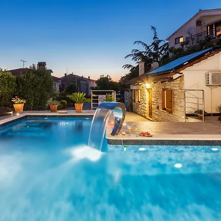 Villa Greenhouse Unna With Heated Pool *