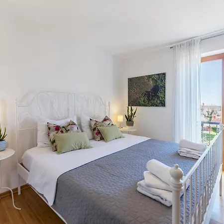 Villa Greenhouse Unna With Heated Pool *